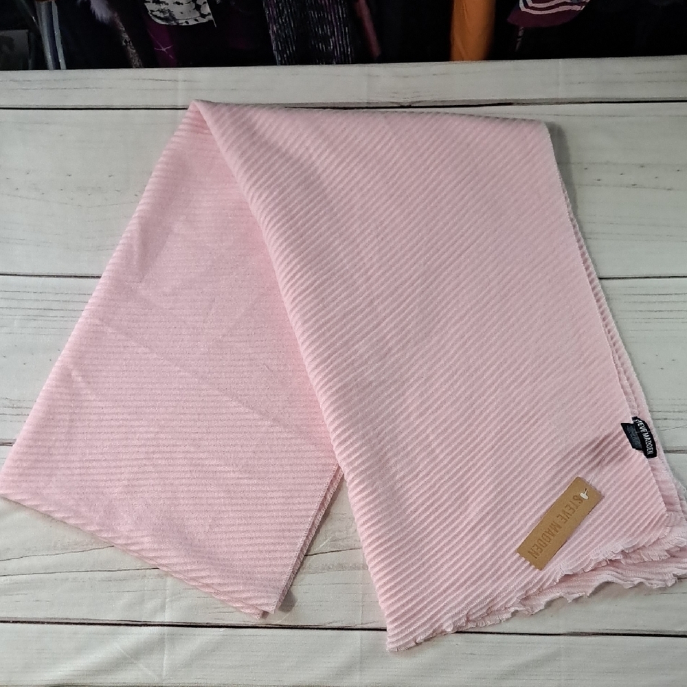 Steve Madden Pink Wavy Scarf